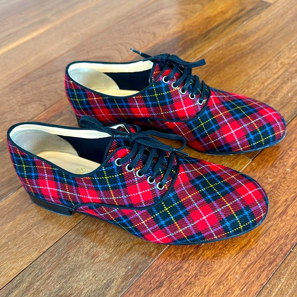 Christian Louboutin Fred Tartan plaid oxfords as seen on Taylor Swift - Picture 3 of 7